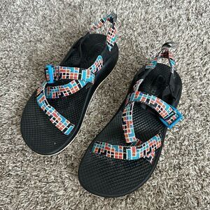 chaco sandals outdoor waterproof shoes size 5 women’s multi color